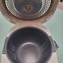 日立　炊飯器　5.5合炊きの画像