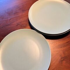 IKEAイケア　皿　26cm 食洗機可の画像