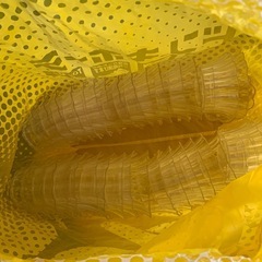 プラスチック製　花型容器37個の画像