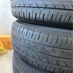 185/70R14 夏タイヤ YOKOHAMA BluEarthの画像