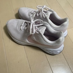 23.5cm NIKE ランニングシューズ