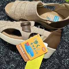 新品 サンダル