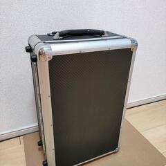 スーツケース①　アタッシュケース型　キャリーケース　キャリーバッグ　機材ケースの画像