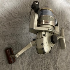 シマノ、ダイワリールの画像