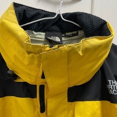 ノースフェイス　マウンテンパーカーの画像