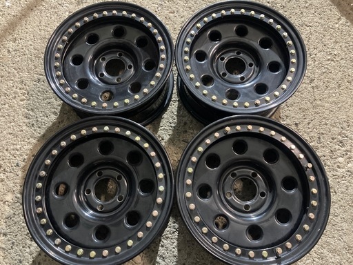 デリカD5エクストレイルなどに ビートロック風メタルロック スチール 