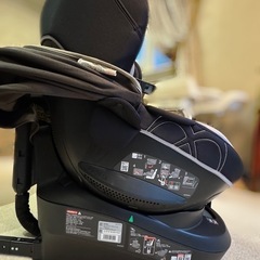【お譲り先決まりました】エールべべ　クルット4iグランス　プラチナブラック　BF885 ISOFIX AILEBEBEの画像