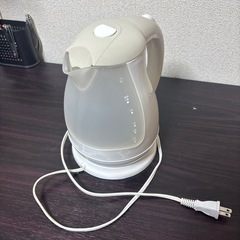 電気ポットの画像