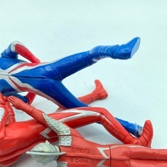 P0629648A 円谷特技プロダクション ウルトラセブン ウルトラマンコスモス ウルトラマン ソフビ ブルマック TOMYおもちゃ 人形 中古の画像