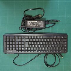 値下げしました　キーボードとACアダプター