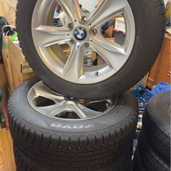 BMW X1 X3 スタッドレス　215/60R17　イボ付き②