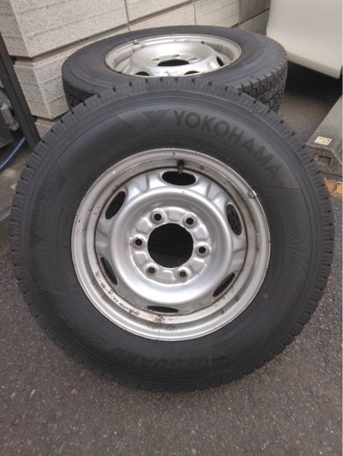 ハイエース・キャラバン　スタッドレスタイヤ ヨコハマ アイスガード iG91 195/80R15 107/105L 4本　ホイール付