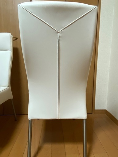 （受け渡し予定あり）白いイス　二脚セット