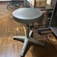 事務椅子