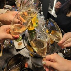 ノリが最高な鶯谷駅徒歩2分の超優良店です！セットも120分飲み放題で男性4,000円・女性3,000円と明朗会計で低価格！！ − 東京都