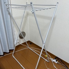 【取引中】IKEA 洗濯物干し
