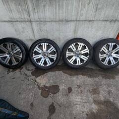 【絶賛受付中】デリカd5 純正ホイールとナット　225/55R18