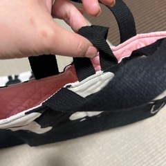 新 小学1年生 エプロン入れ 図書バッグの画像