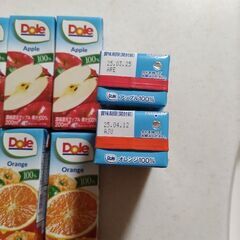 ジュース　オレンジ、アップルの画像