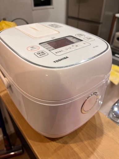 TOSHIBA 炊飯器 RC-5XN