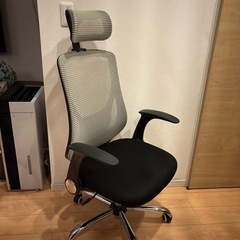 不具合無しオフィスチェア　昇降機能有り