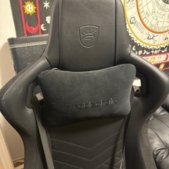 【受け渡し先決定】ゲーミングチェア　の画像