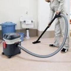 <クリーニング作業、高圧洗浄作業、雑作業　友達同士の応募OK  未経験大歓迎‼️の画像