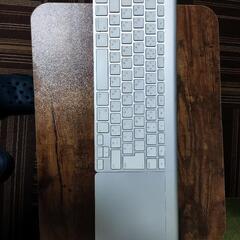 wireless keyboard magic trackpad...