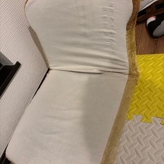 食パン 座椅子 