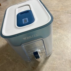 ブリタ浄水器　タンク型浄水器