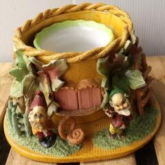 ☆可愛い小人の陶器鉢　オブジェにも☆