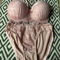 ブラ＆ショーツセットの画像