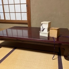 テーブル