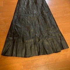 zoe 皮　革　スカート　ブランド