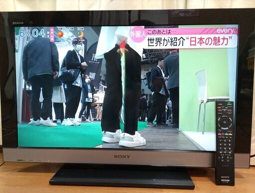 SONY BRAVIA   32型液晶テレビ　　2010年型　②