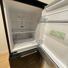 23年モデルSHARP冷蔵庫の画像