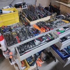 二柱リフトのある個人のレンタルガレージ　レンタルピット　garage　taketama - 地元のお店