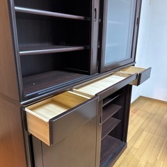 食器棚
の画像