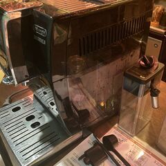 デロンギ ディナミカ 全自動コーヒーマシン   ECAM35055B　De'Longhiの画像