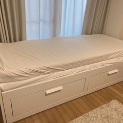 IKEAベッド