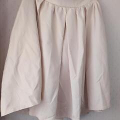 女性のみの取り引き👩白のミニスカ格安で売ります‼️