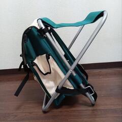 折り畳み椅子付きリュックの画像