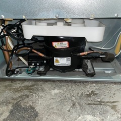 ♦︎お引渡し完了♦︎★人気のダークウッド★ノンフロン冷凍冷蔵庫 一人暮らし 2ドア 安い  おしゃれ 静か 小型 87L 二人暮らし★PRC-B092Dの画像