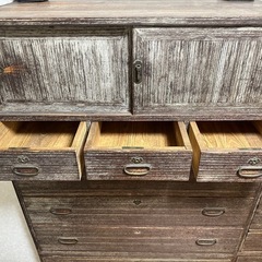 総桐のタンスの画像