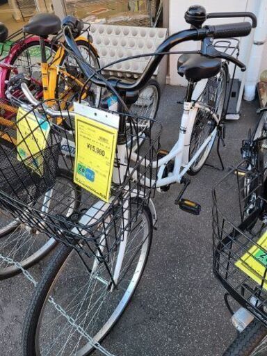 J6551　シティサイクル　PINOTEE　ホワイト　26インチ　6ギア　ダイナモライト　★店頭にて試乗可★ 簡易クリーニング済　【リユースのサカイ柏店】　 中古自転車 　流山市  松戸市 我孫子市 鎌ヶ谷市 船橋市 守谷市 取手市