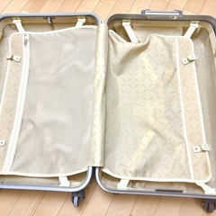 ★スーツケース (無料) 【 恵比寿にてお渡し 】※難ありの画像
