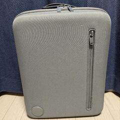 Marc Newson × Samsoniteコラボバックパック...