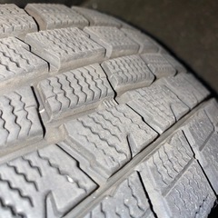 スタッドレスタイヤ　ホイール4本セットの画像