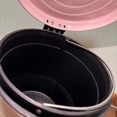【お話中】ピンクのペール缶 ゴミ箱