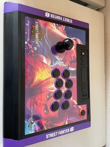 STREET FIGHTER 6対応のカスタマイズ可能なアーケードスティック、PS5